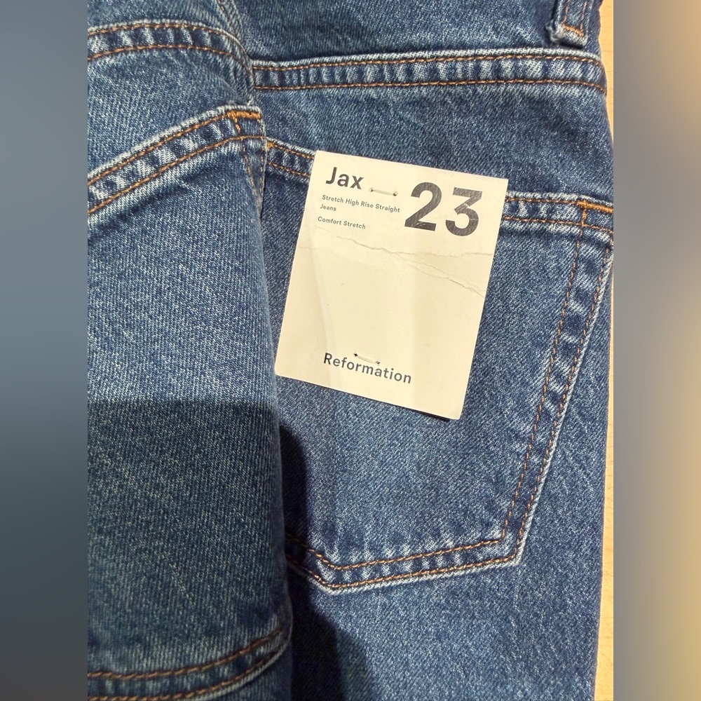 NWT Reformation Jax Stretch High Rise Straight Jeans - Picture 2 of 2